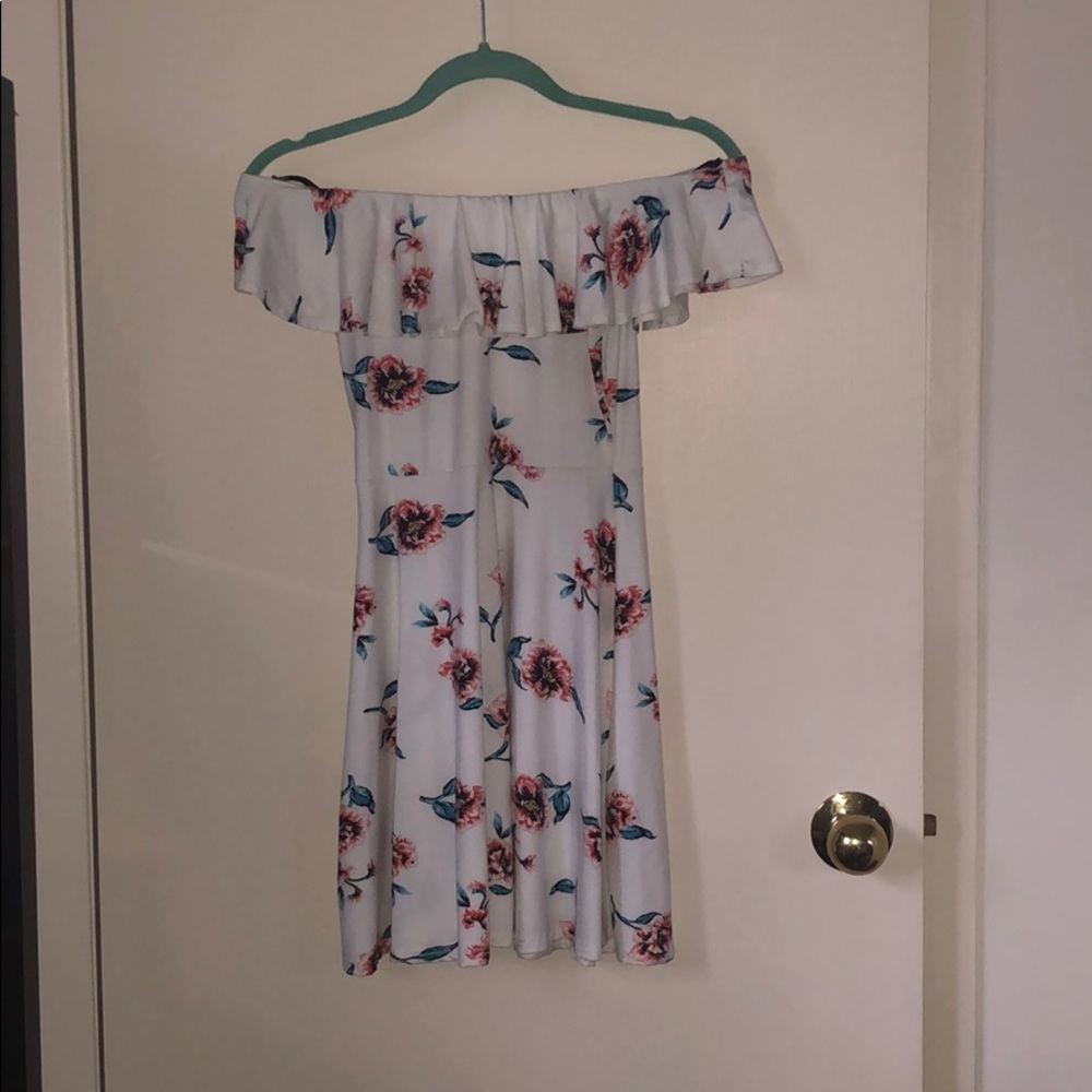 Off the Shoulder Floral Dress
